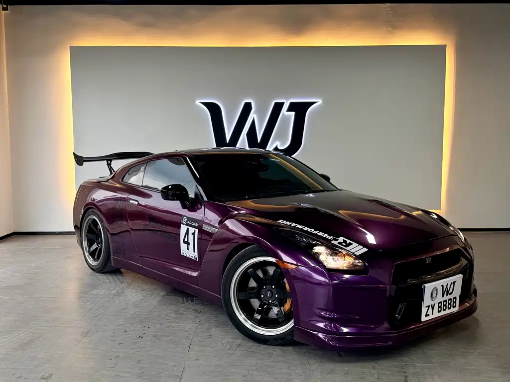 Nissan GT-R 3.8 T Premium Edition