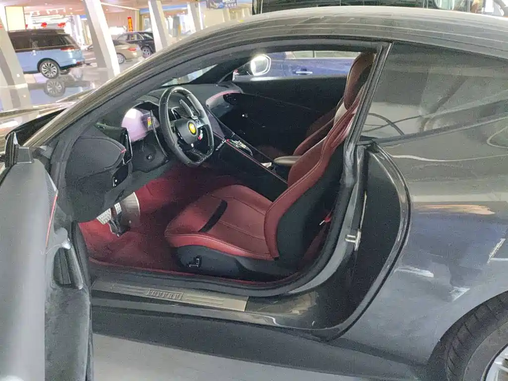 Roma 3.9 T V8