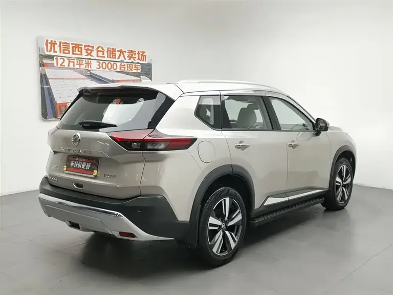 Nissan X-Trail VC-Turbo 300 CVT 4 WD Supreme