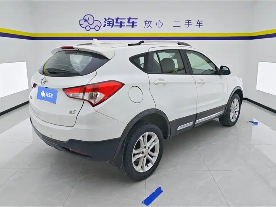 Haima S5 海马S5 2015款 1.5 T CVT豪华型运动版