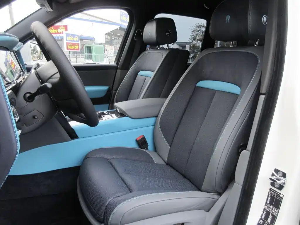 Cullinan Black Badge