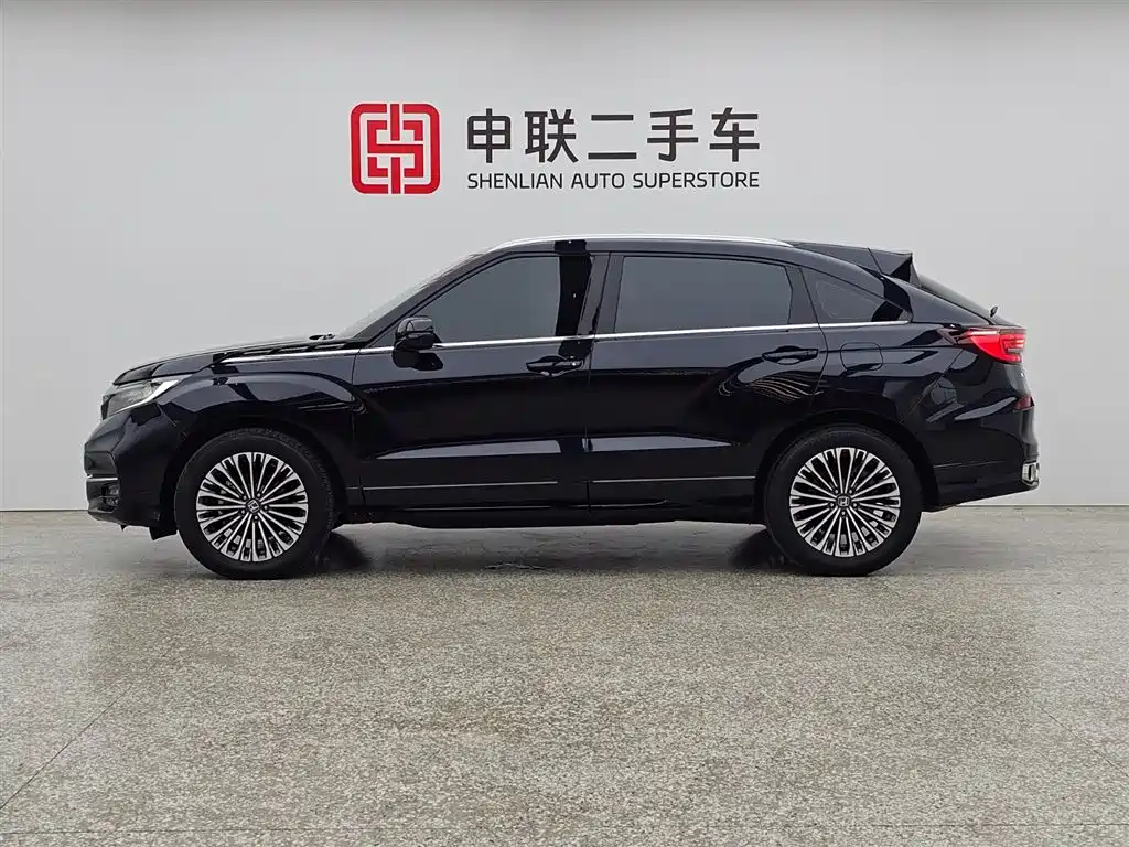 Avancier 370 TURBO 4 WD Premium