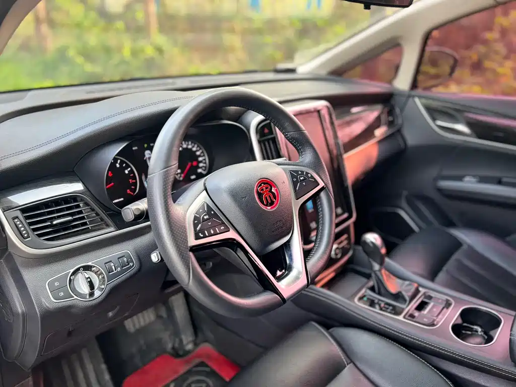 Song MAX 1.5 T Auto Connected Elite 7-seat