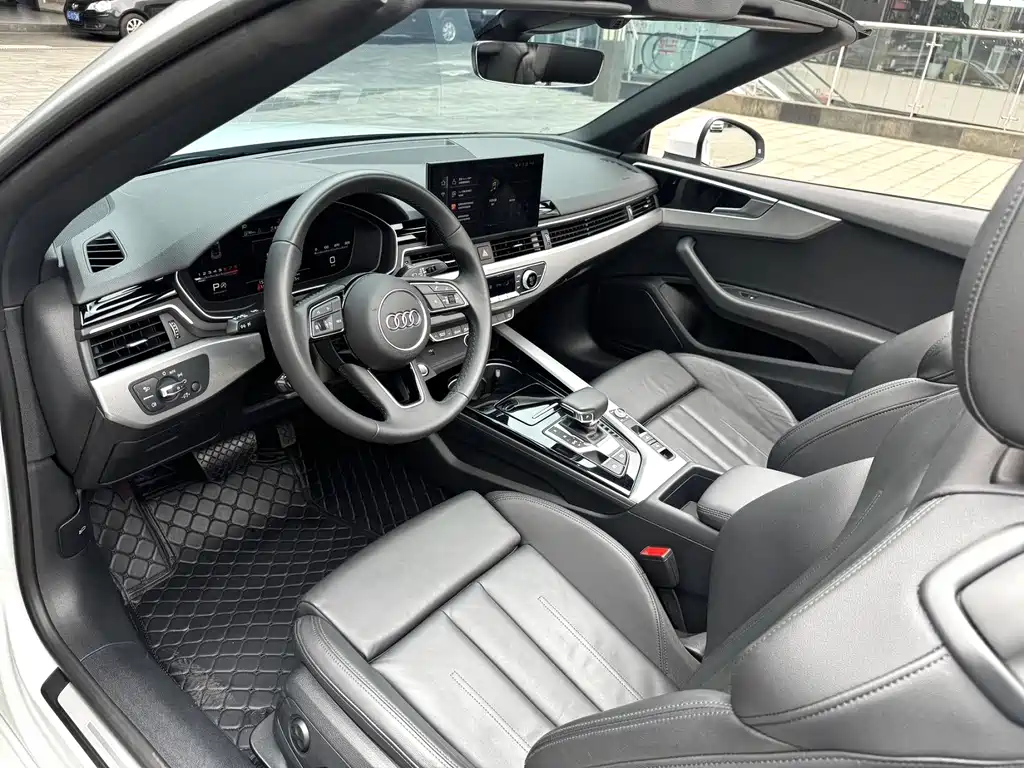 Audi A5 (Import) Cabriolet 40 TFSI Fashion Dynamic