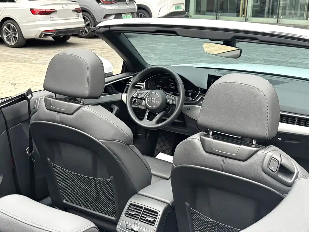 Audi A5 (Import) Cabriolet 40 TFSI Fashion Dynamic