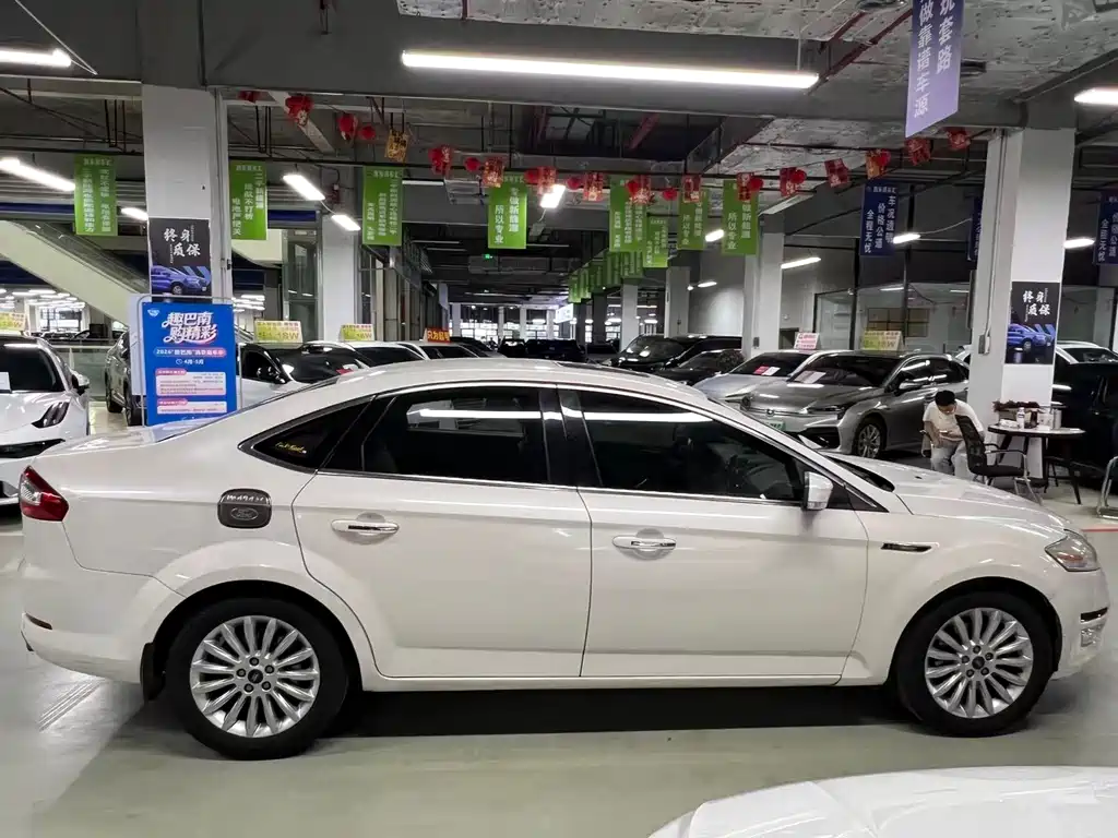 Mondeo (Zhisheng) 2.3 L Fashion