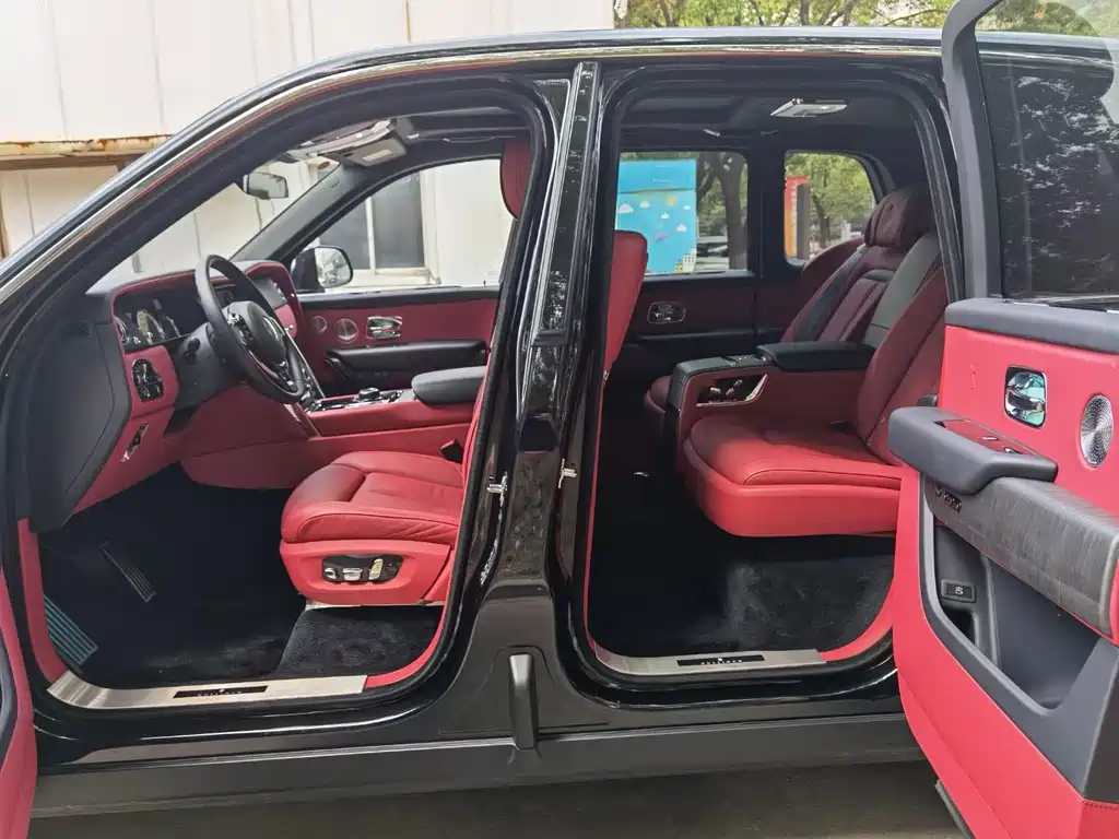 Cullinan 4-seat
