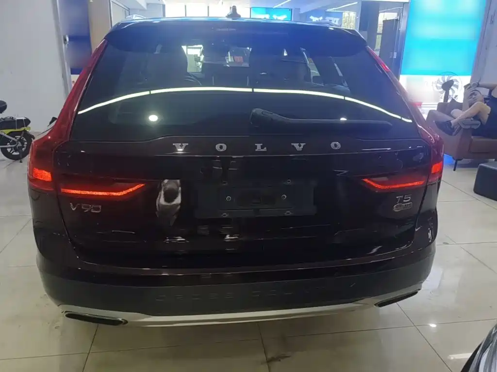 Volvo V90 Cross Country T5 AWD Smart Vision