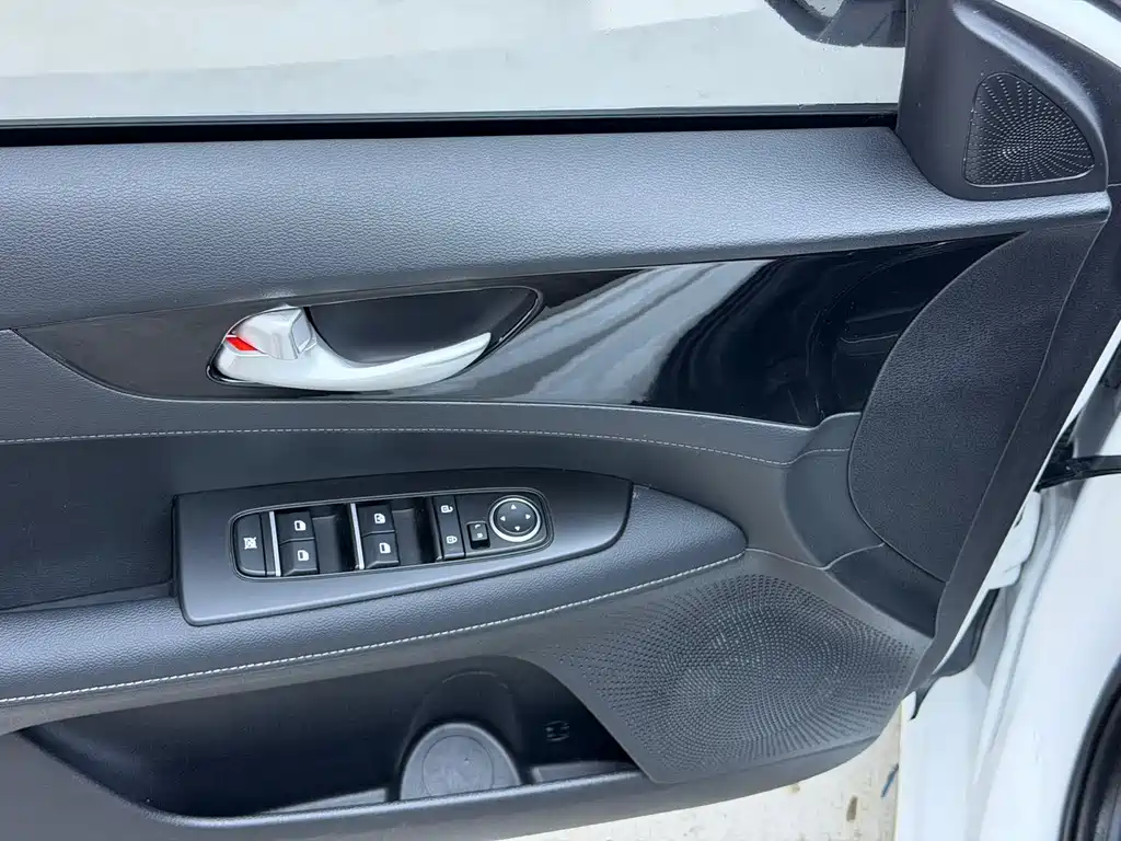 Kia K3 1.5 L CVT Luxury