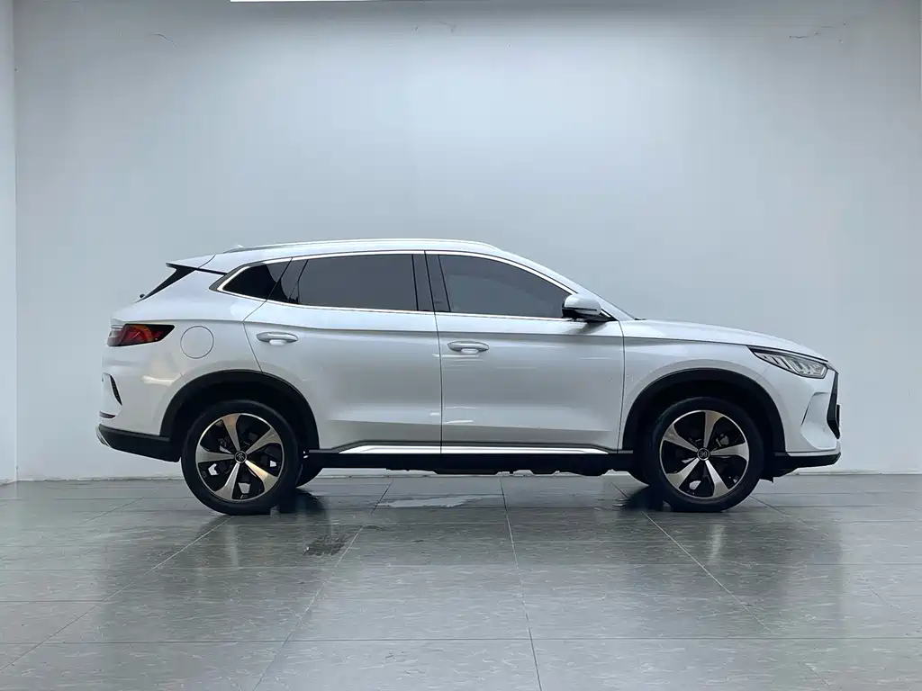 Song PLUS NEV DM-i 110 KM Flagship