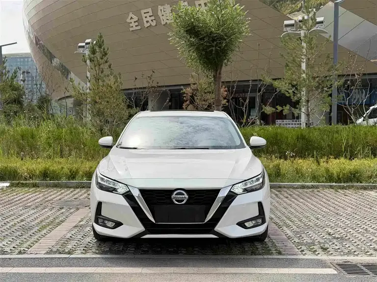 Nissan Sylphy 1.6 L XL CVT Joy