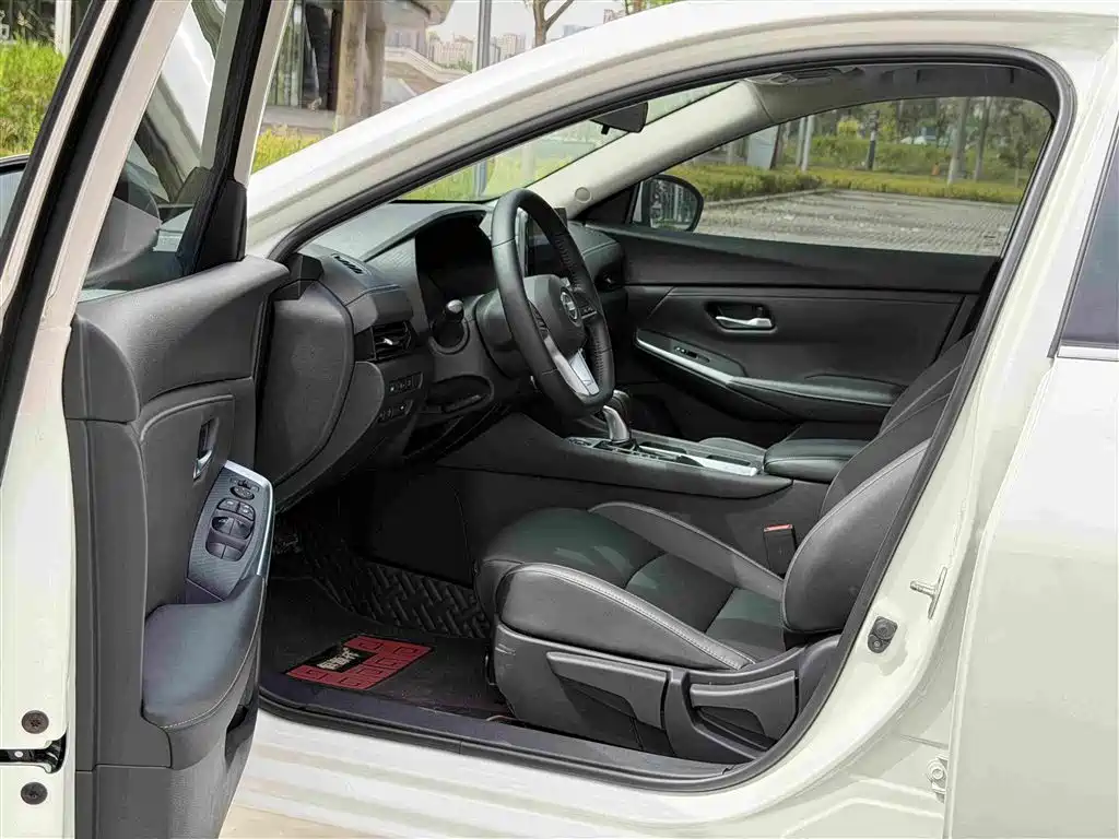Sylphy 1.6 L XL CVT Joy