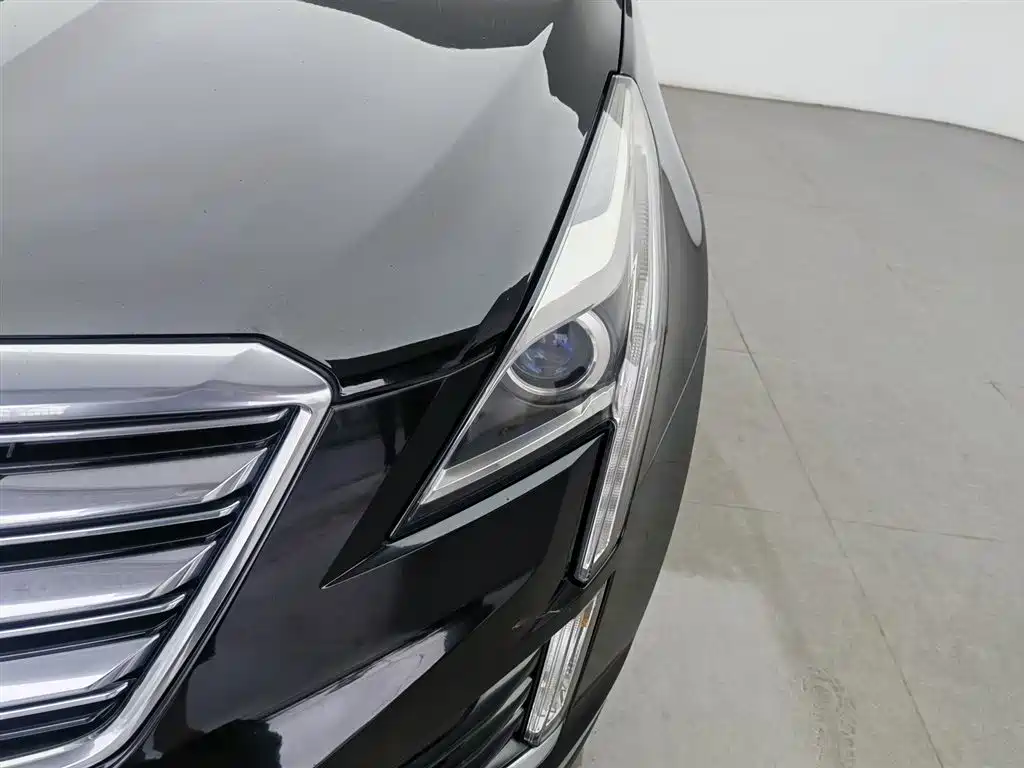 Cadillac XT5 25 T Luxury