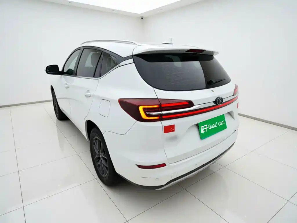Song Classic 1.5 T Auto Luxury