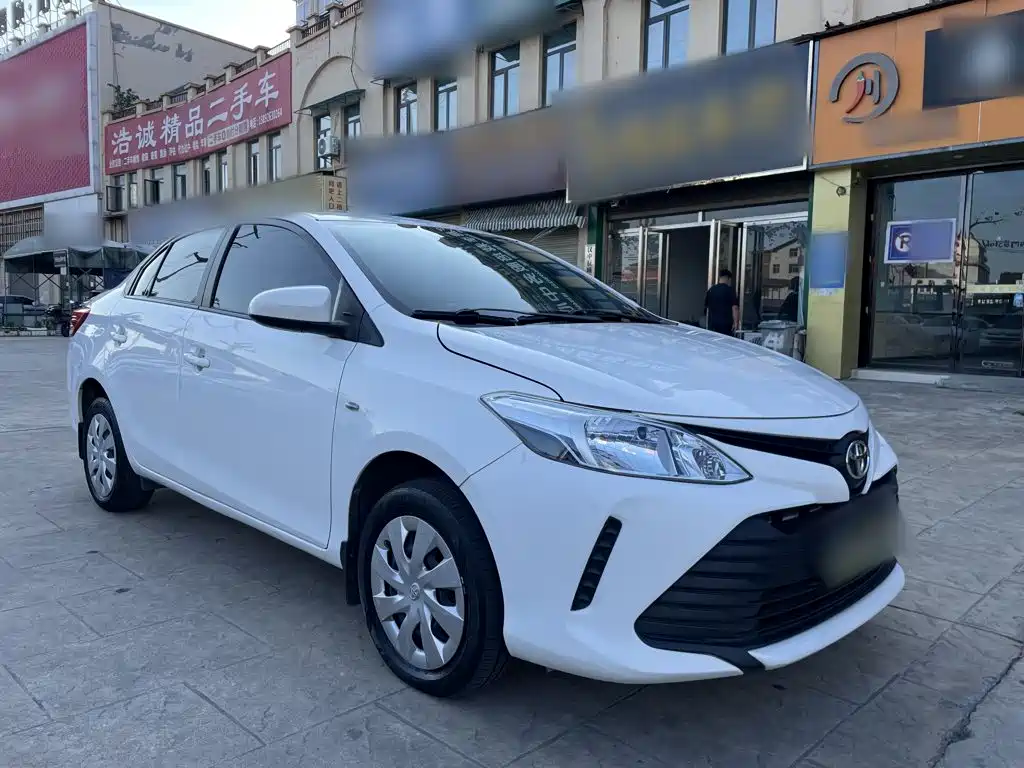 Vios 1.5 L CVT Creation