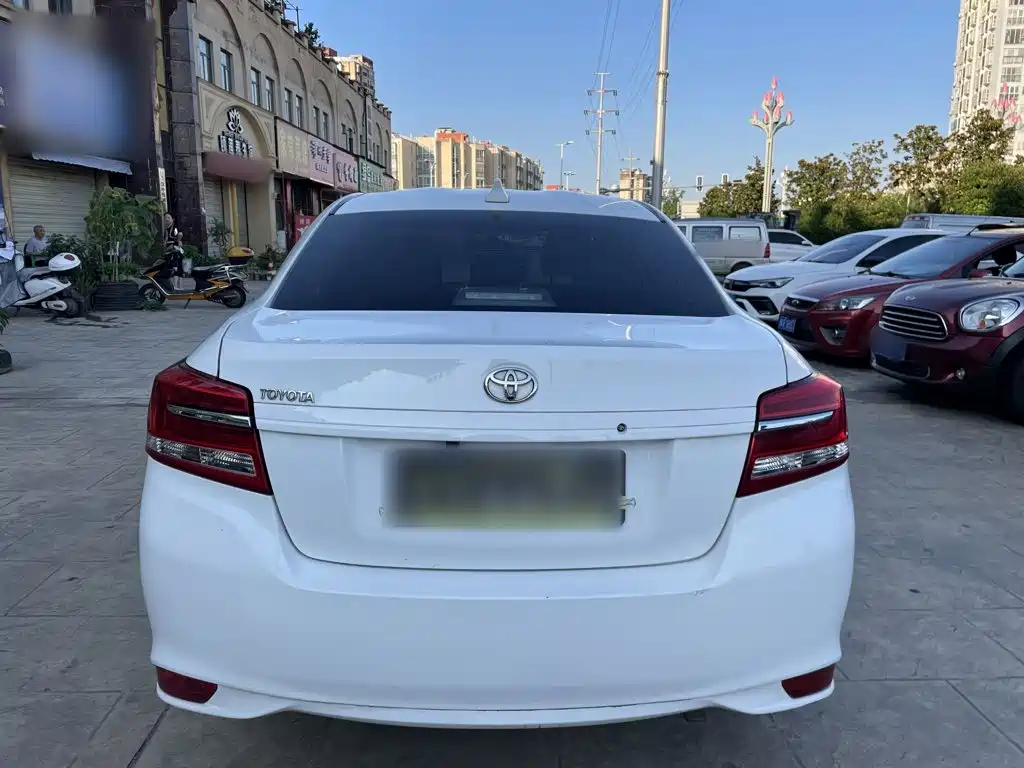 Vios 1.5 L CVT Creation