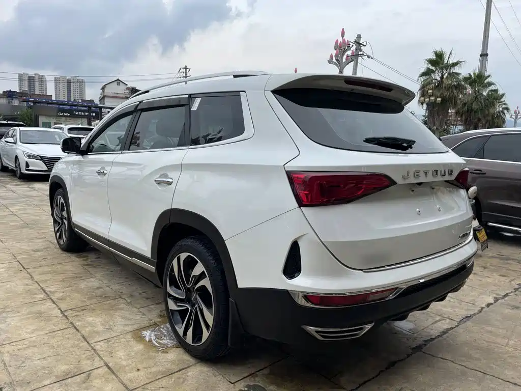 Jetour X90 1.5 T Auto Premium 6-seat CN-V