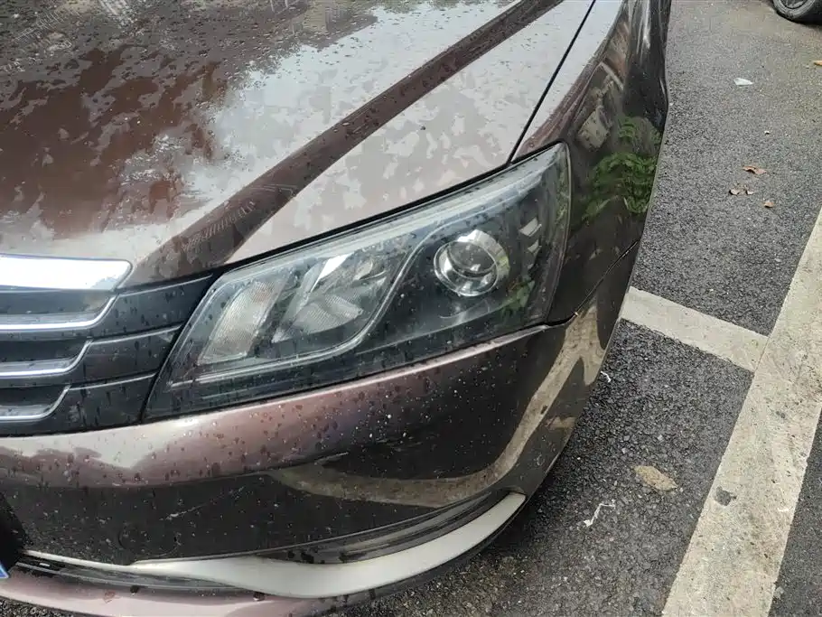 Emgrand Sedan 1.5 L Manual Luxury