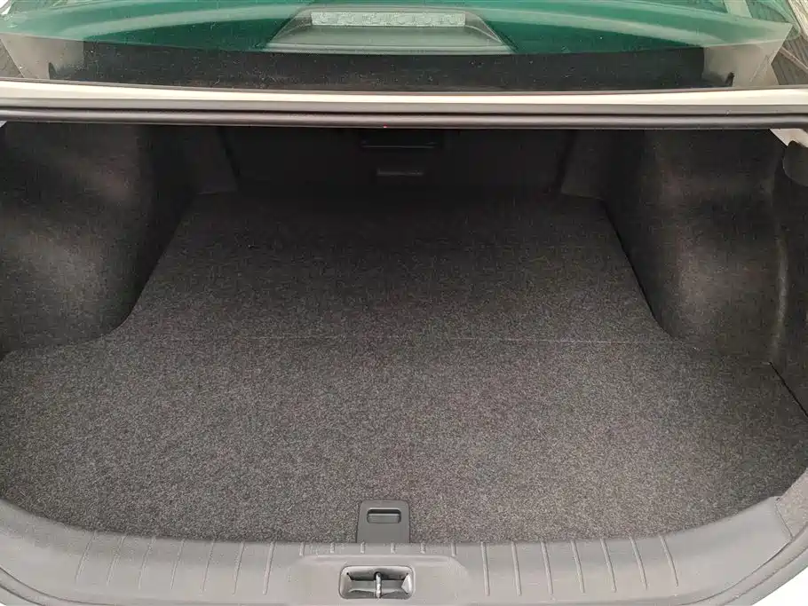 Teana 2.0 L XL Comfort