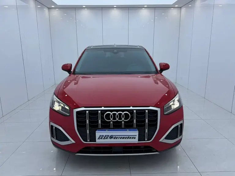Audi Q2 L 35 TFSI Progressive Dynamic
