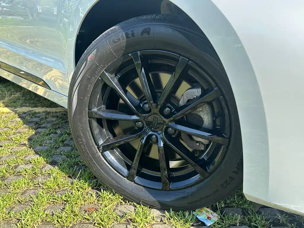 Borui 1.8 T Navigator +