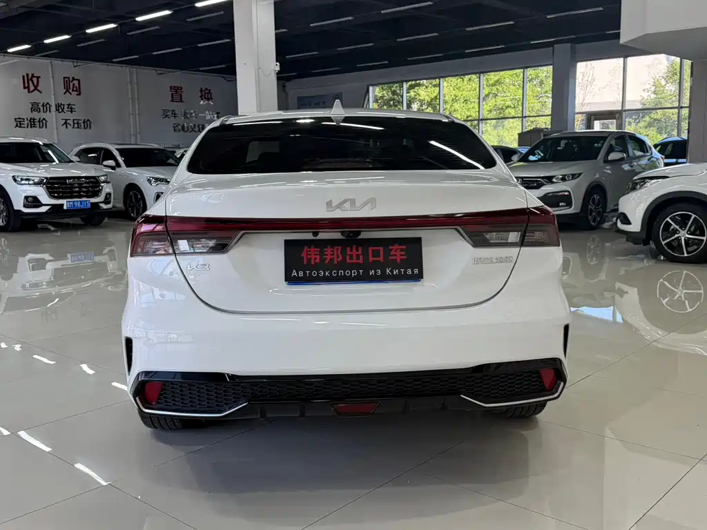 Kia K3 1.5 L CVT Luxury