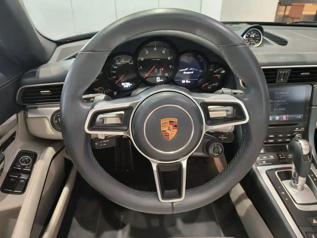 Porsche 911 Targa 4 3.0 T