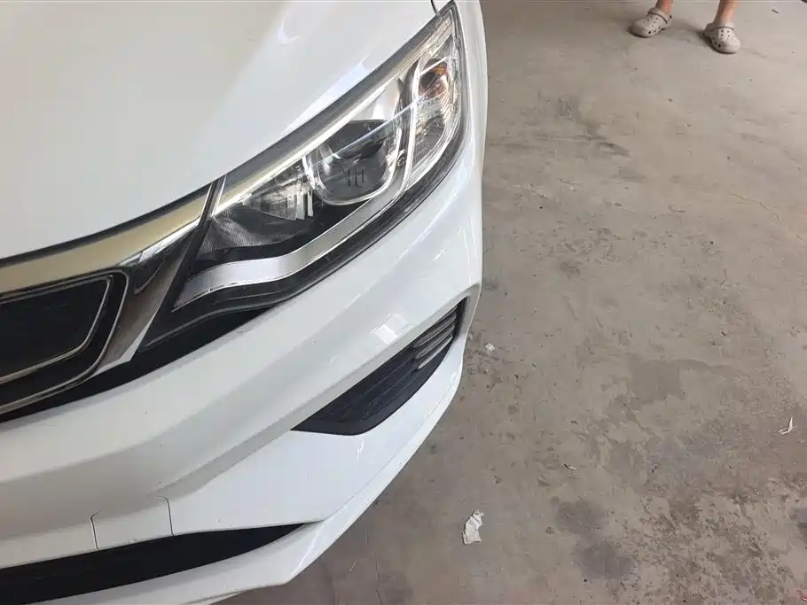 Vision 1.5 L Manual Asian Games