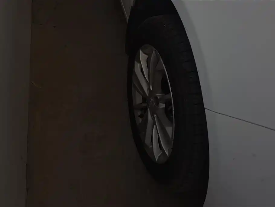 Vision 1.5 L Manual Asian Games