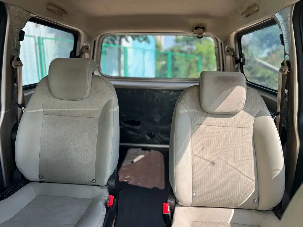 Wuling Hongguang V 1.5 L Power Enjoyment Hydraulic Assist LAR
