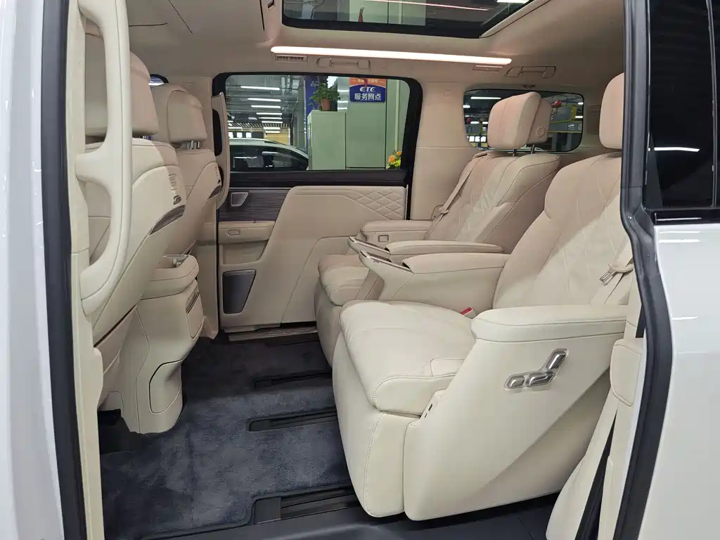 Buick Zhijing Shijia Luxury Enjoyment