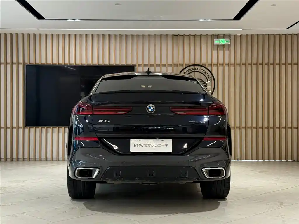 BMW X6 xDrive40 i Premium M Sport Package