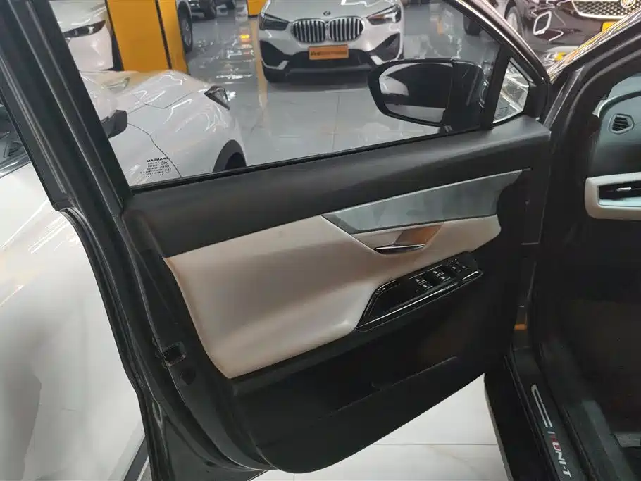 Changan UNI-T 2 nd Gen 1.5 T Distinguished