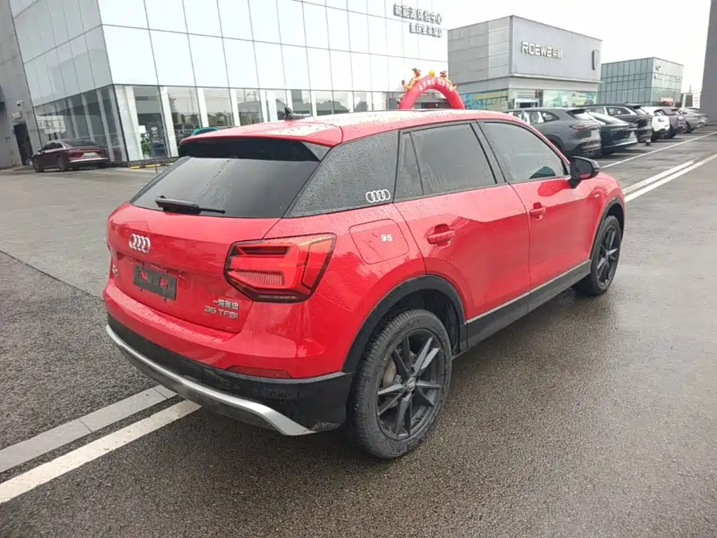 Audi Q2 L 35 TFSI Fashion Dynamic