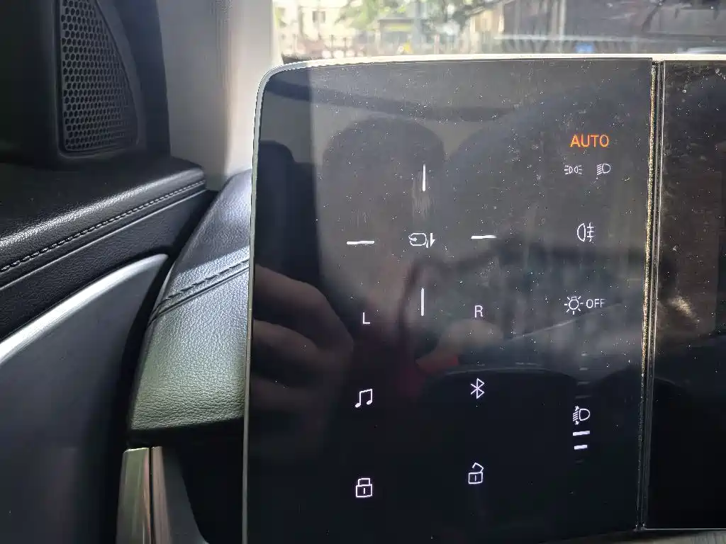 MG ONE α- Digital Smart Sport Series 1.5 T Standard