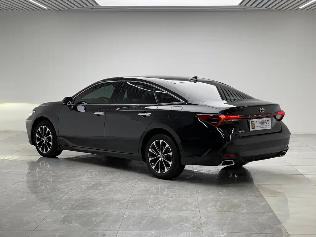 Avalon 2.0 L Luxury