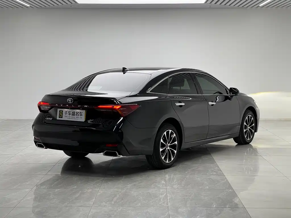 Avalon 2.0 L Luxury