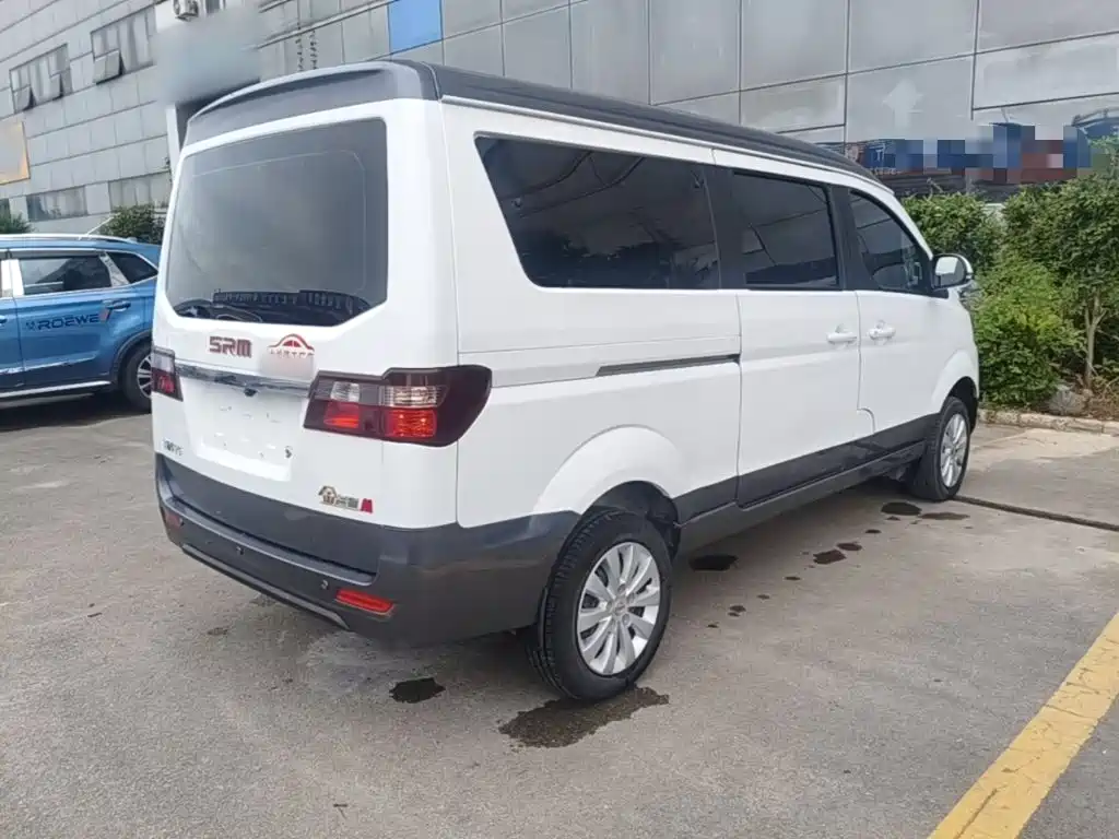 Jin Haishi M Classic 金海狮M经典 2023款 1.5 L 旅行狮客车 5/6/7座