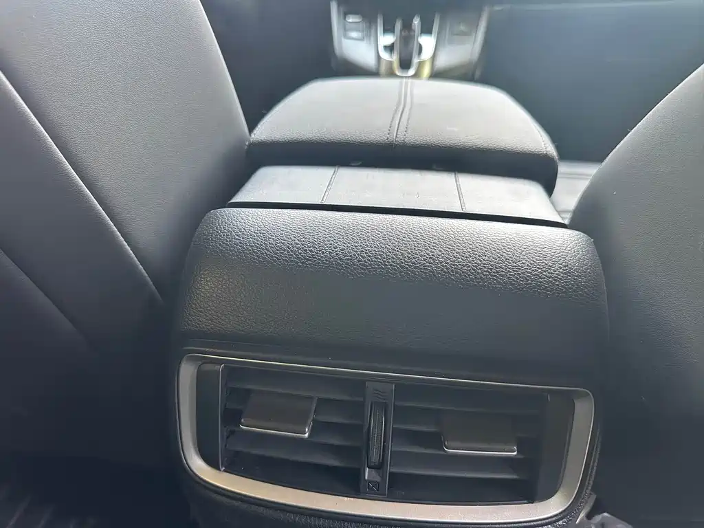 Honda CR-V 240 TURBO CVT 2 WD Urban