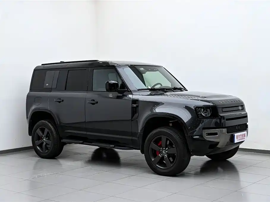 Land Rover Defender 110 3.0 T P400 X-DYNAMIC HSE