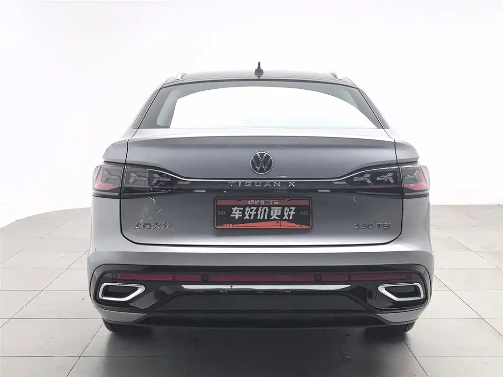 Tiguan X 330 TSI 2 WD Flagship