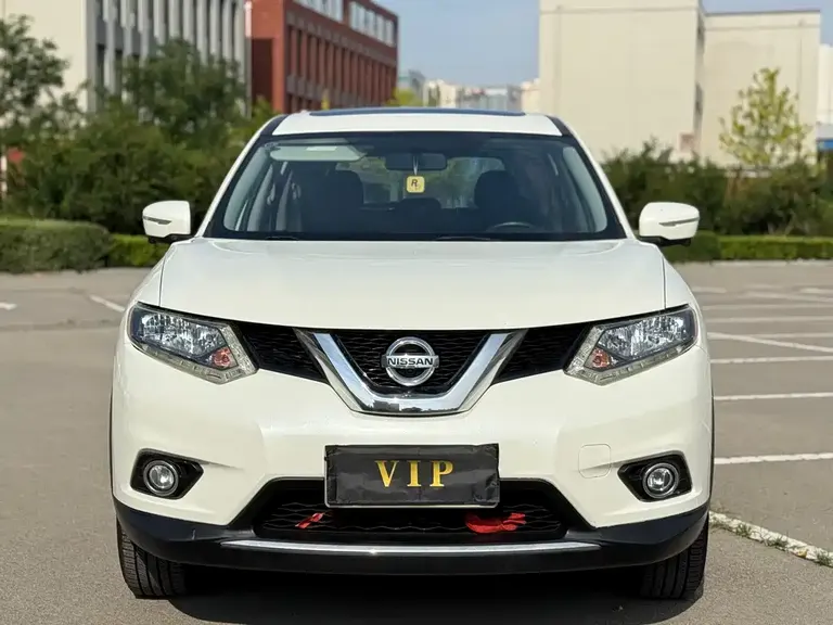 Nissan X-Trail 2.0 L CVT Comfort 2 WD