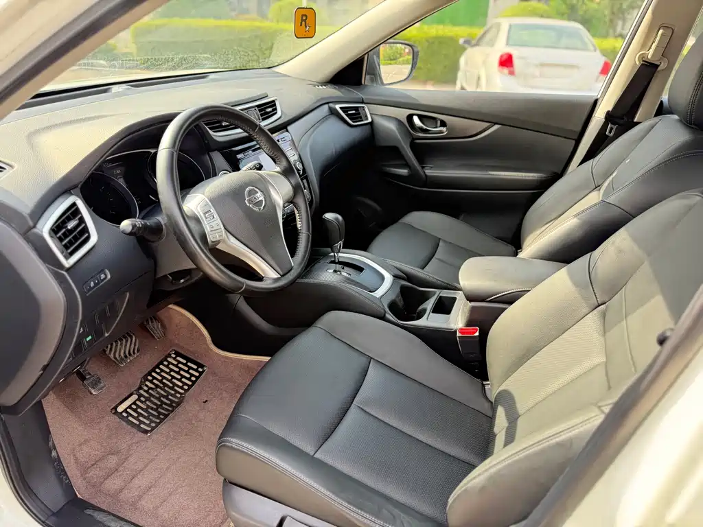 X-Trail 2.0 L CVT Comfort 2 WD