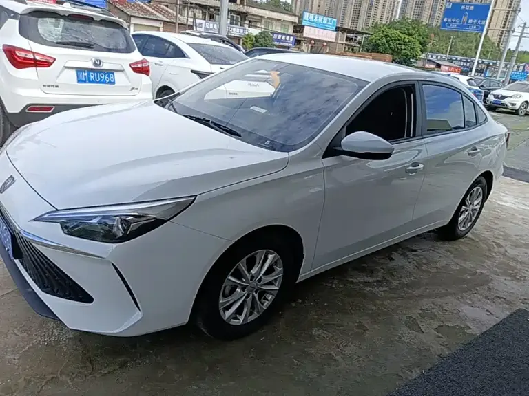 Roewe i5 1.5 L Manual Comfort Enjoyment