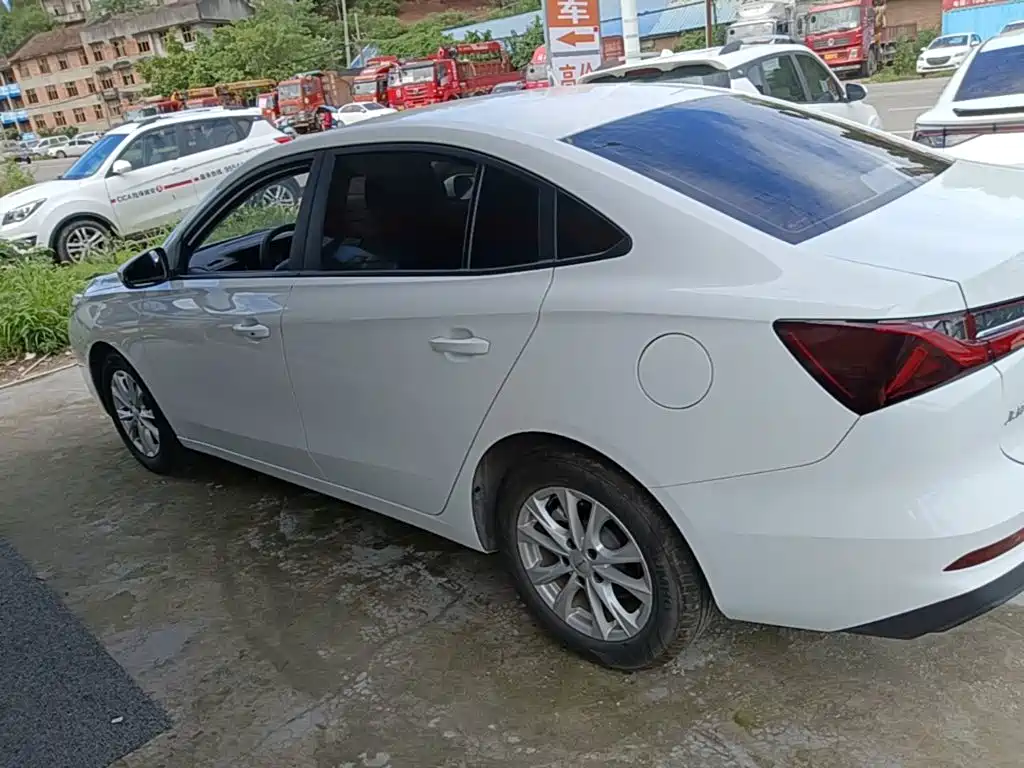 Roewe i5 1.5 L Manual Comfort Enjoyment