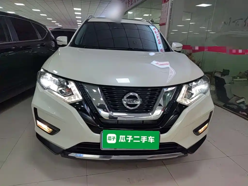 X-Trail 2.0 L CVT Connected Comfort 2 WD