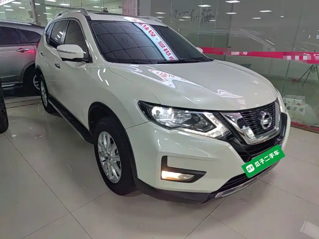 X-Trail 2.0 L CVT Connected Comfort 2 WD