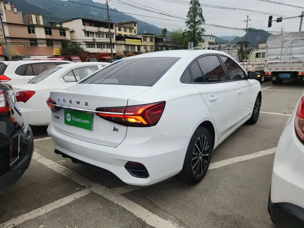 Roewe i5 1.5 L Manual Platinum
