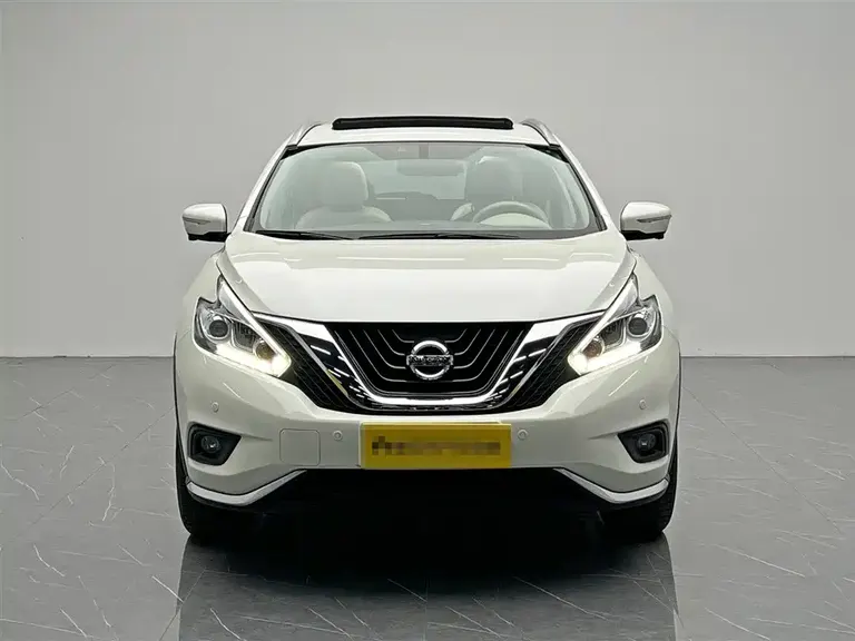 Nissan Murano 2.5 L XL 2 WD Connected Luxury CN-V