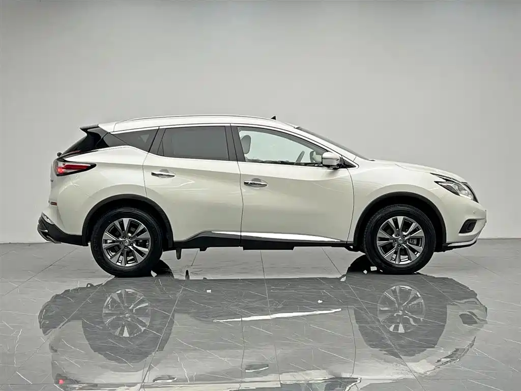 Murano 2.5 L XL 2 WD Connected Luxury CN-V